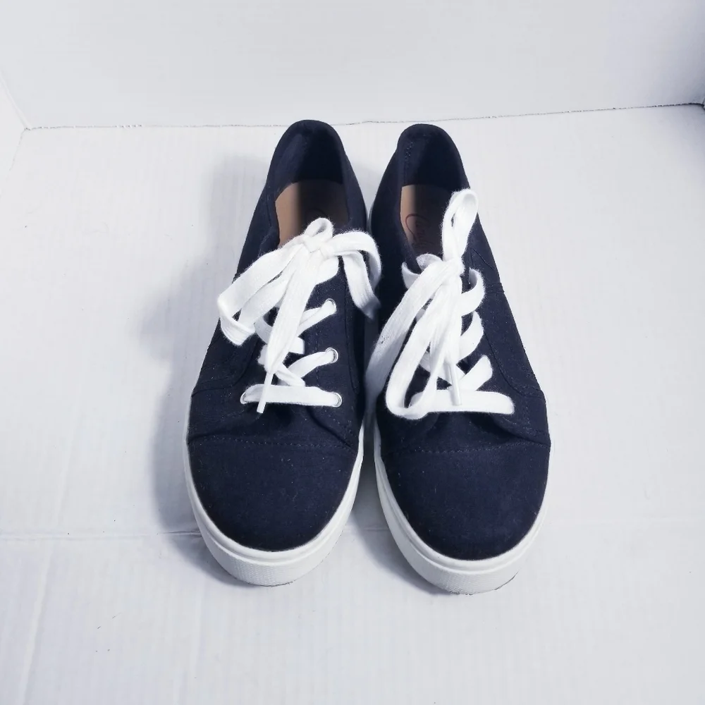 CANDIE'S SMALL PLATFORM CANVAS SHOES SIZE 5 KIDS WOMEN'S SIZE 7
